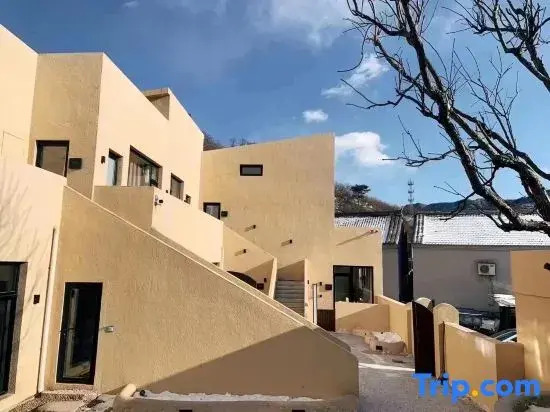Waterfront Villa Private Tang Homestay (Beijing Badu Heling Branch)