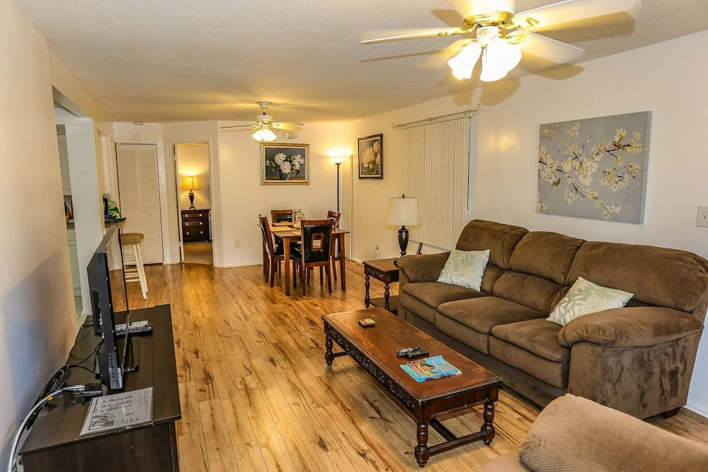 190 Anchorage Villa C