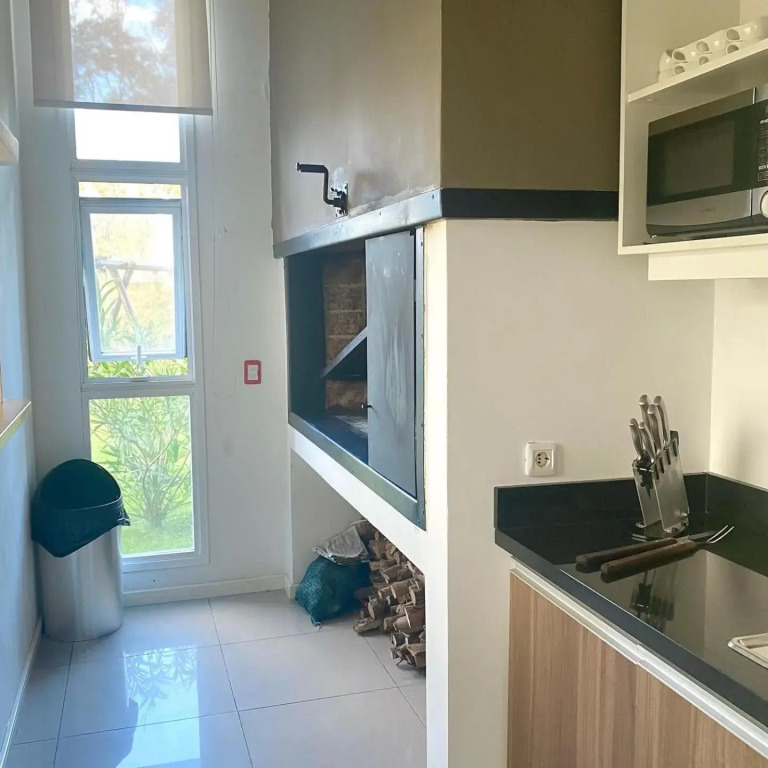 Apartamento en Torre One II (cerca de la playa, con piscina)