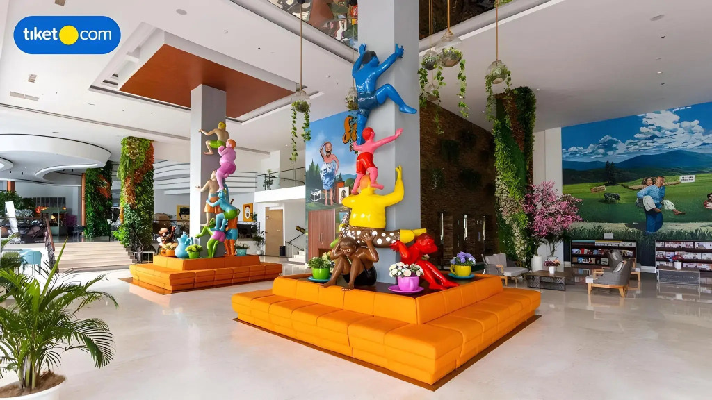 Senyum World Hotel