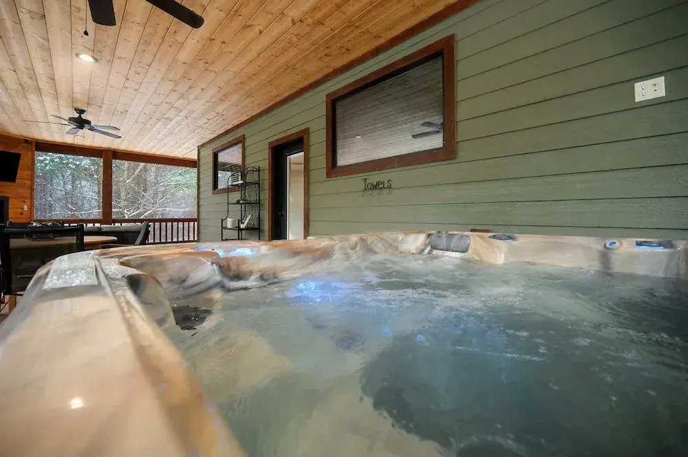 Quiet/private Cabin - Couples/family - Ideal Location
