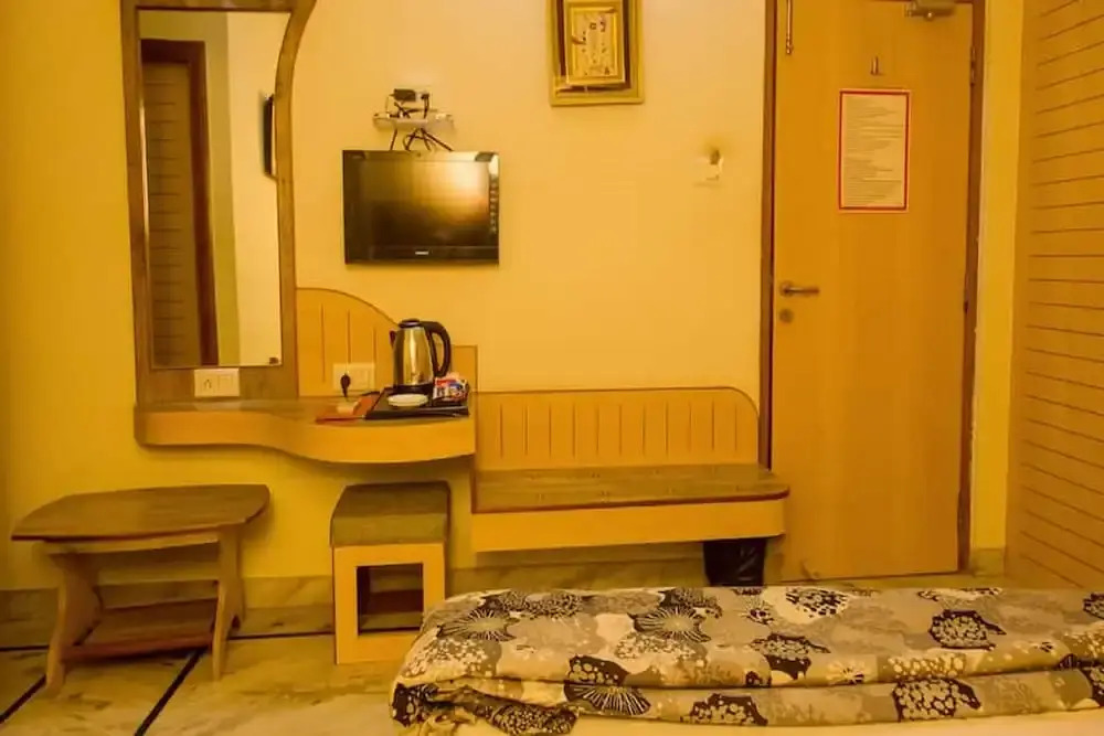 Vrinda Hotel
