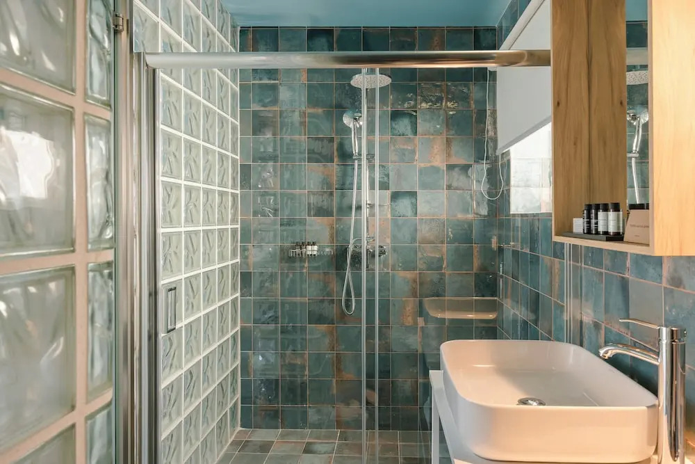 Aria Blue Suites