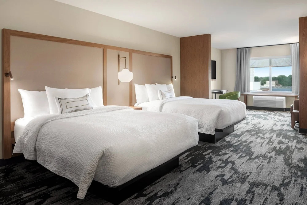 Fairfield Inn & Suites by Marriott Milwaukee West