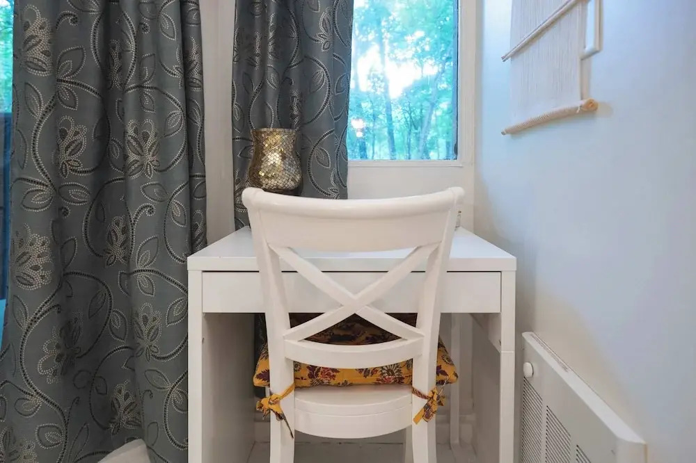 Windmill Cottage at Abbey Springs Near Lake & Shops!