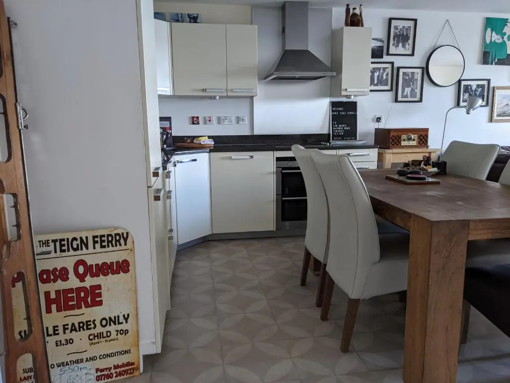 Panoramic sea views, sleeps 4, Torquay