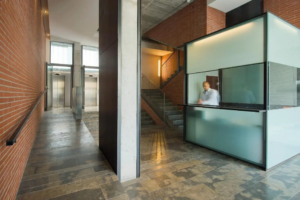 Barcelona Apartment Republica