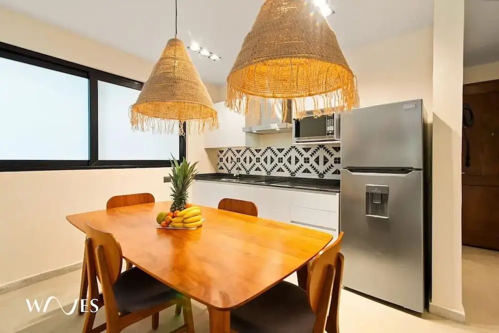 Ocean Breeze Loft Steps Away From Hotel Zone