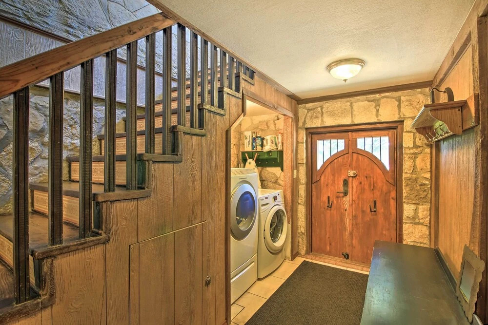 Countryside Cottage: 17 Mi to Downtown San Antonio