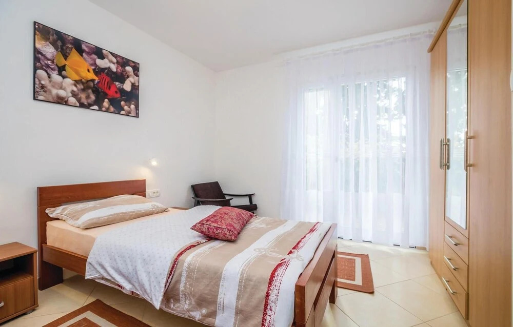 Beautiful Home In Omisalj