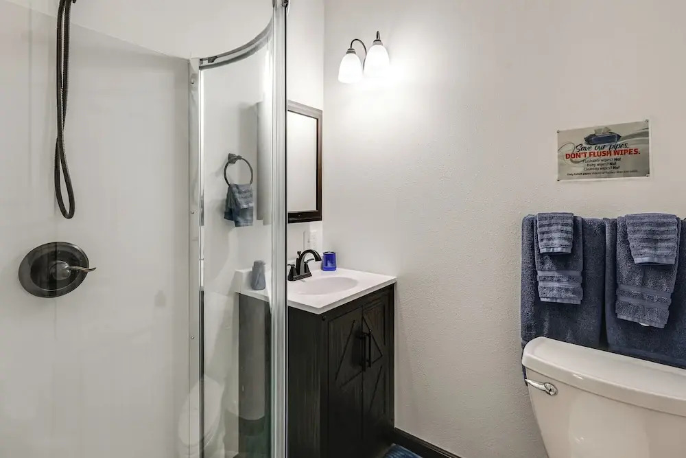 < 2 Mi to Dtwn: Pet-friendly Getaway in Fairbanks