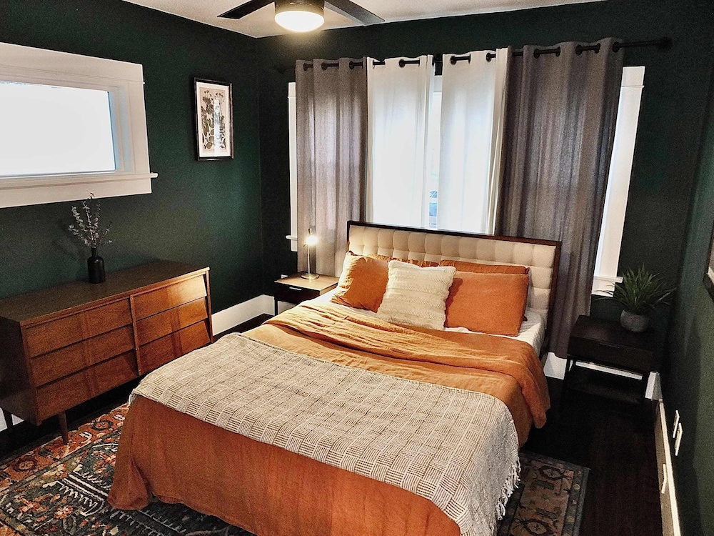 Charming Craftsman - Beach Close