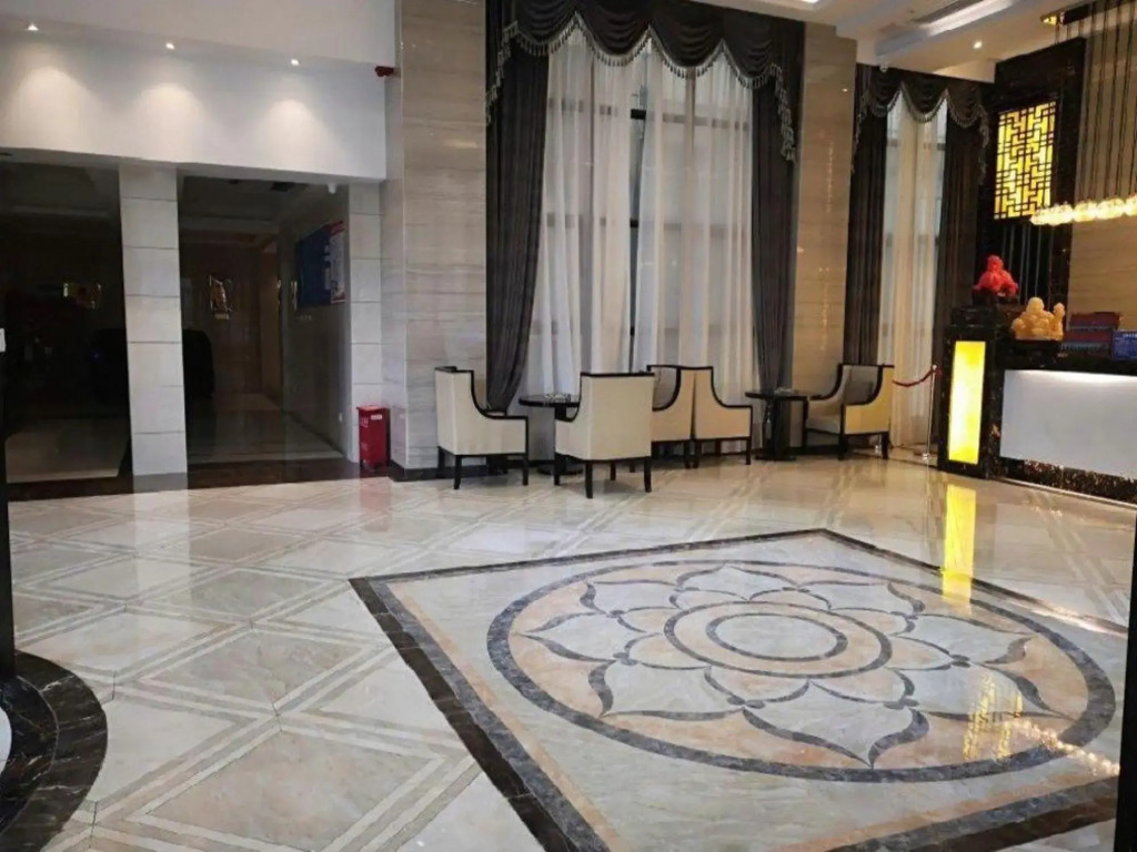 National Hotel