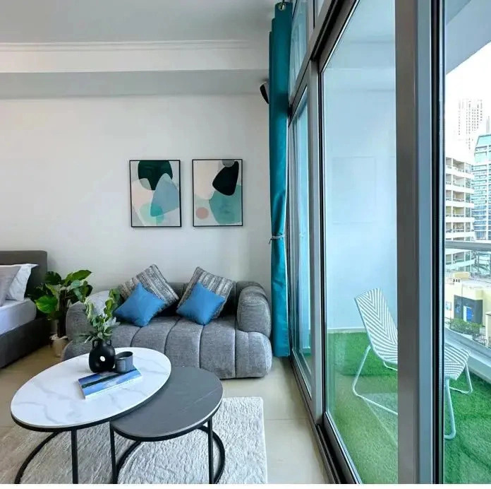 Квартира Lxury Brand New Studio with Balcony and Marina View