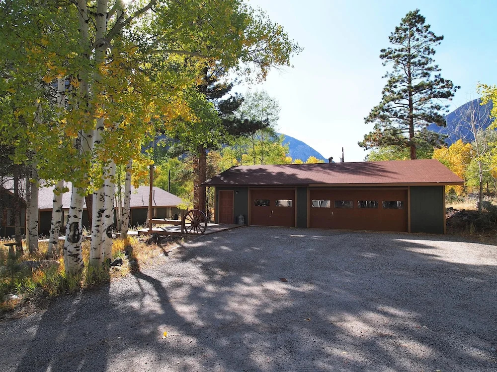 Aspen Creek - 4 Bedroom with Hot Tub on Chalk Creek Home