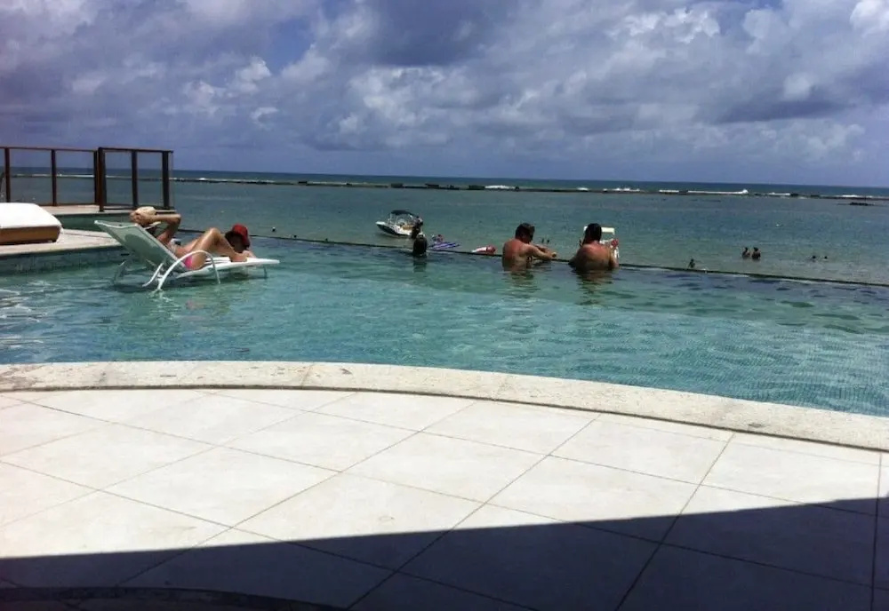 Cobertura com Piscina Privativa | Pé na Areia | Vista Mar | Barra Bali | Destino BSM 417