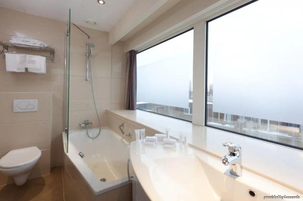 XO Hotels Blue Tower