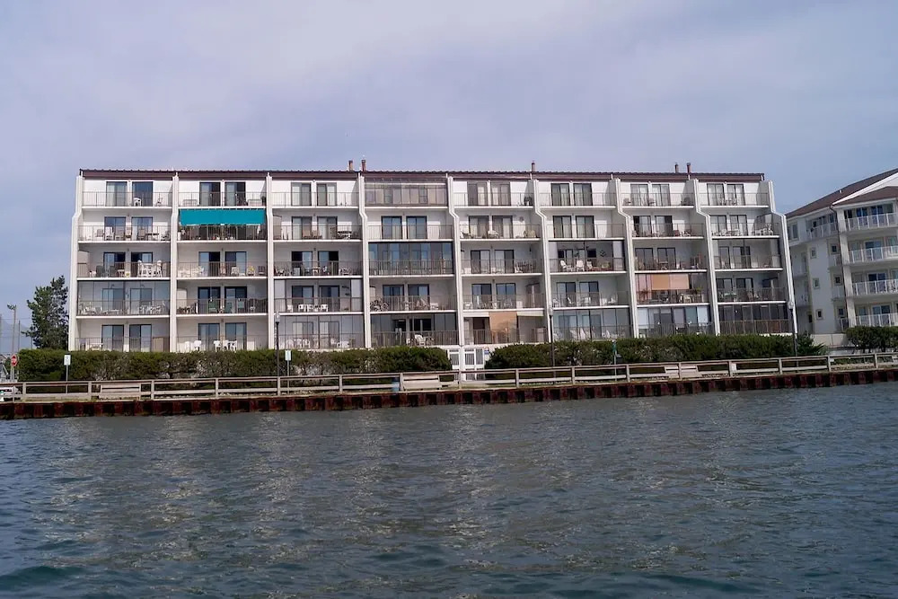 Crab Cove On The Bay 208 - 2 Br Condo