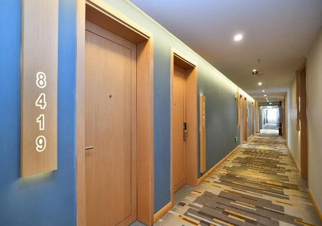 QIfan Hotel Kunming Train Station Branch