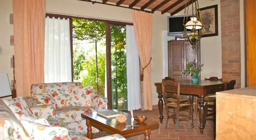 Cottage Romance