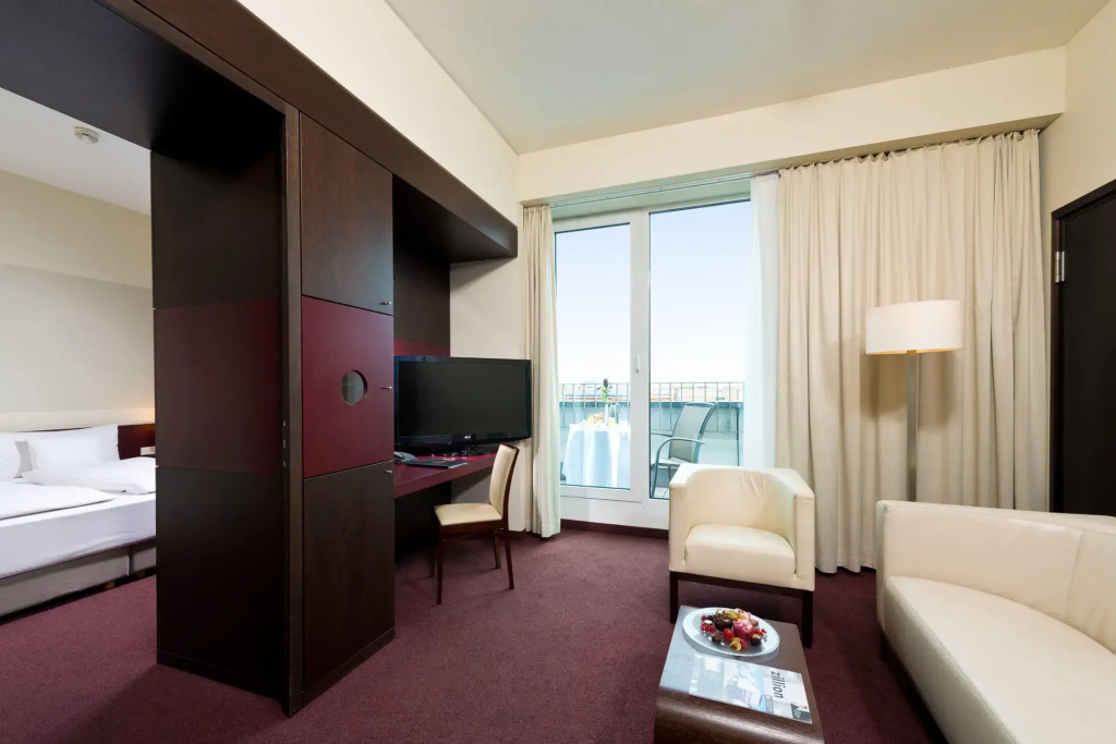Adrema Hotel