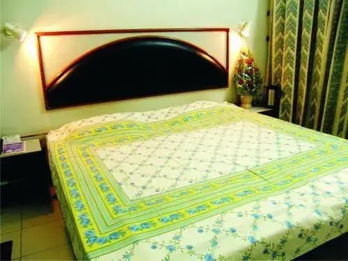 Arun Hotel