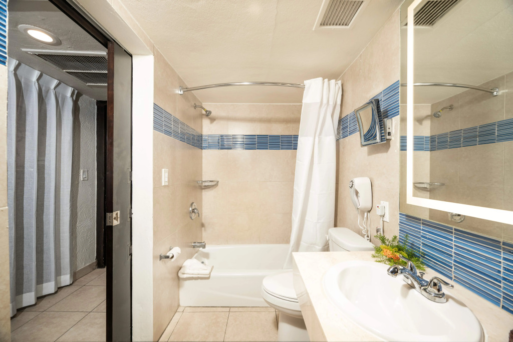 Windward Passage Hotel