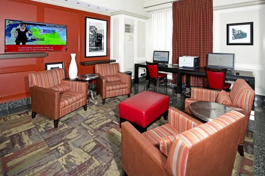 Hampton Inn by Hilton Ottawa Airport