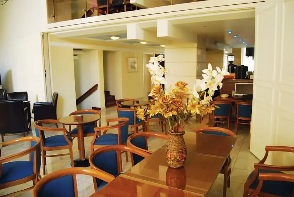 Ephira Hotel
