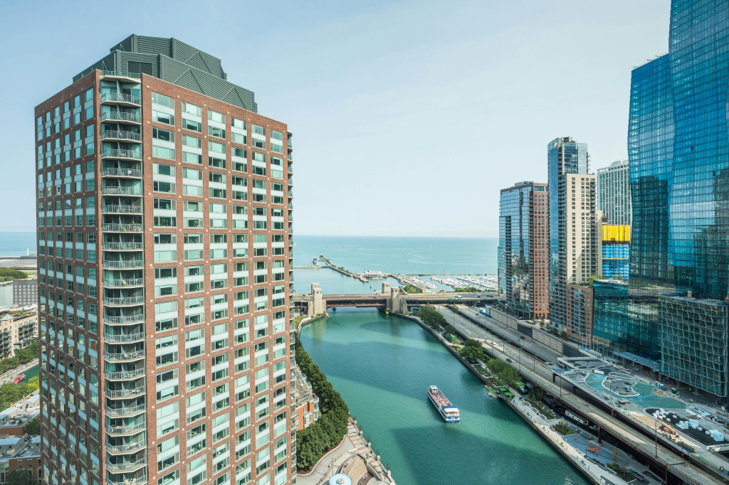 Sheraton Grand Chicago Riverwalk