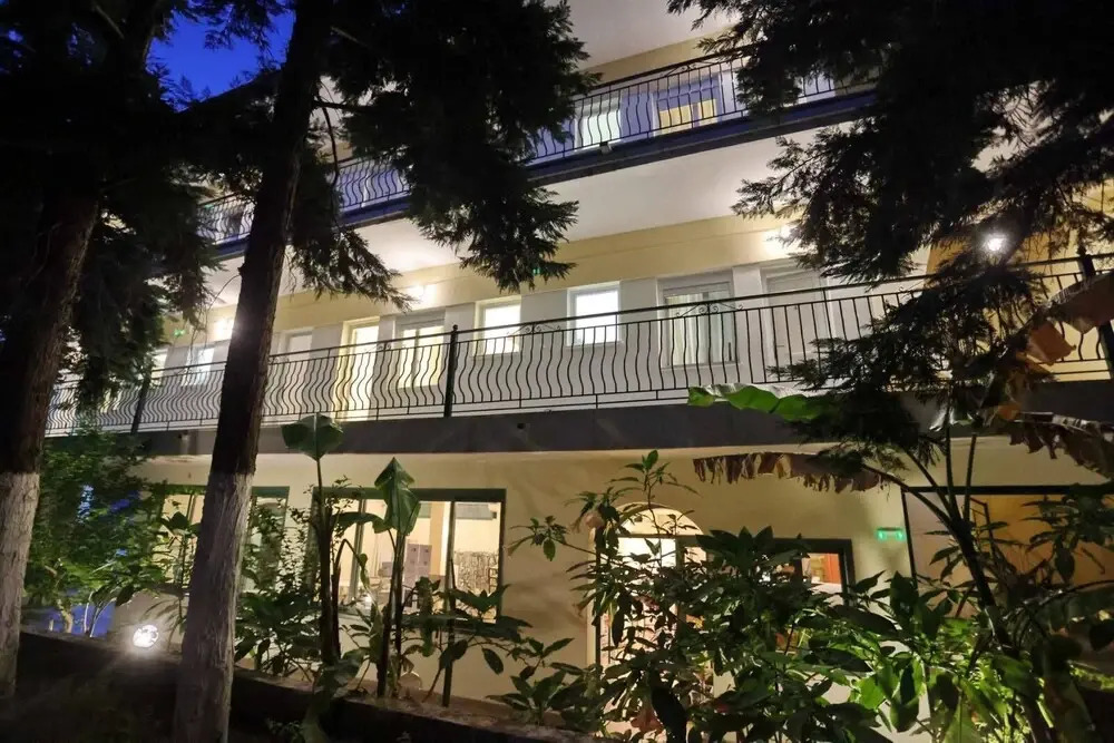 Spanos apartments Annas lodge