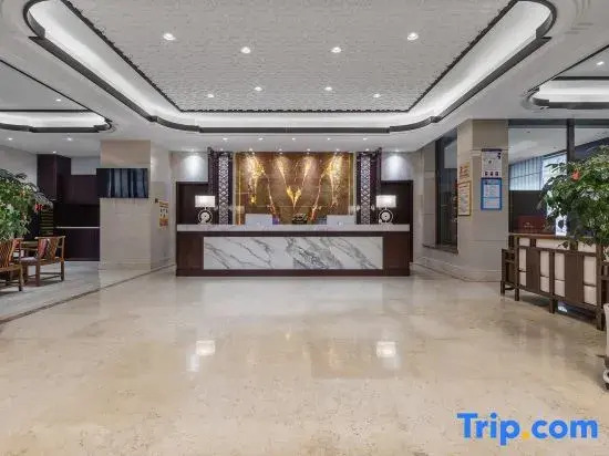 Superior Hotel
