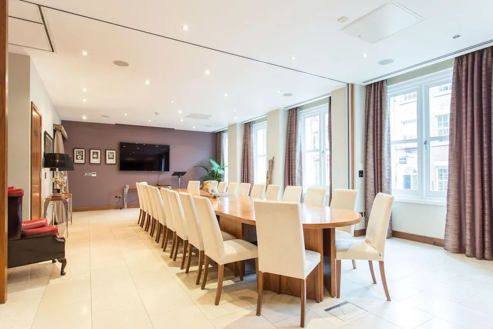 The Chambers Park Place Apartments
