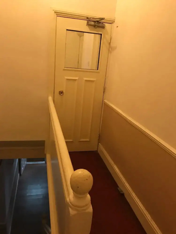 Junction 10 Budget Travel Accommodation