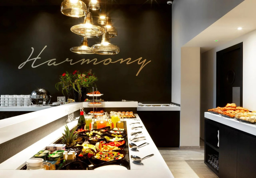 Hotel Harmony