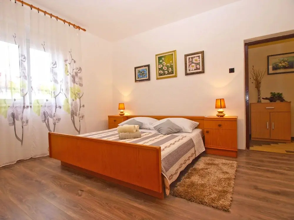 Apartment 1540