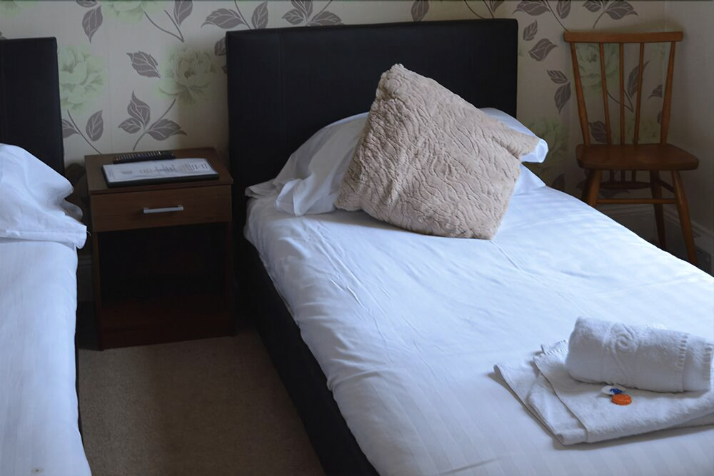 Torrs Hotel