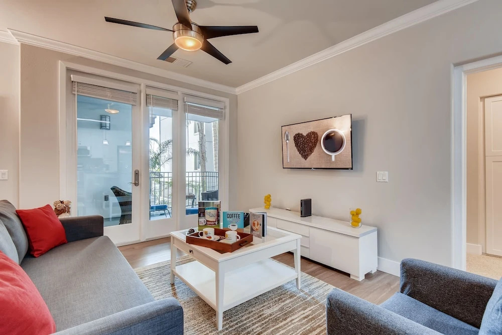 Spectacular Coffee Theme - Fast Wifi - Work Area - 2BR/2.5 Bath - Free Parking! (FV8)