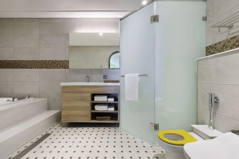 CHECK inn MAGI Kids Hotel