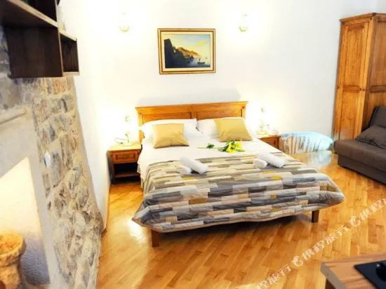 Luxury Diocletian Suites in Split Centre