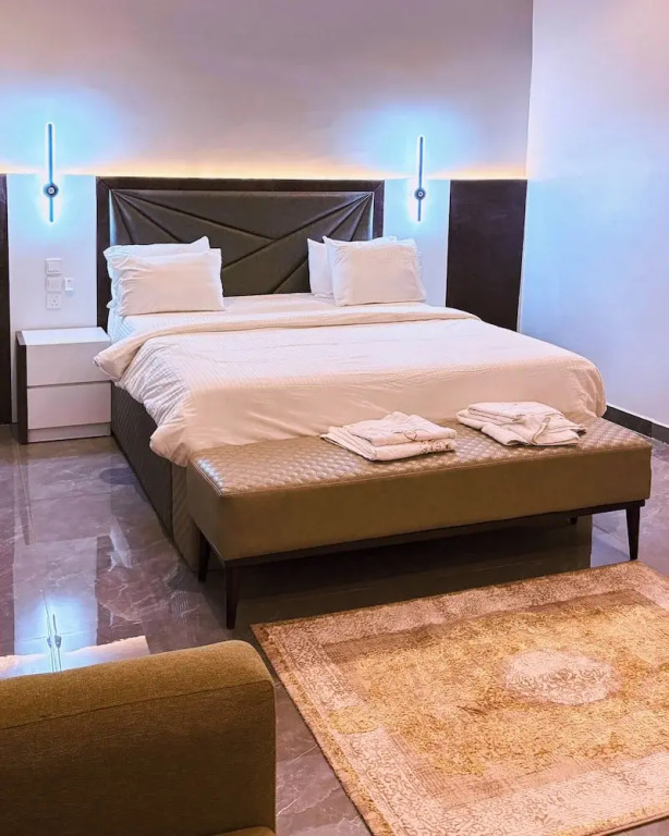 Saint Tropez Hotel and Suites
