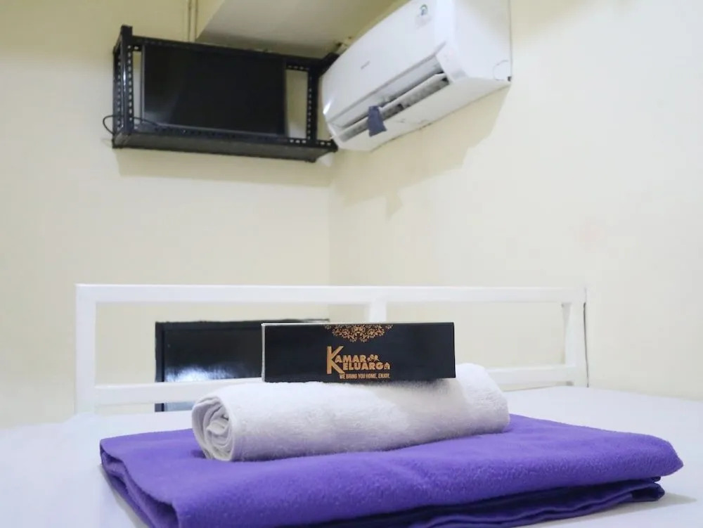 Kamar Keluarga Jelambar Syariah