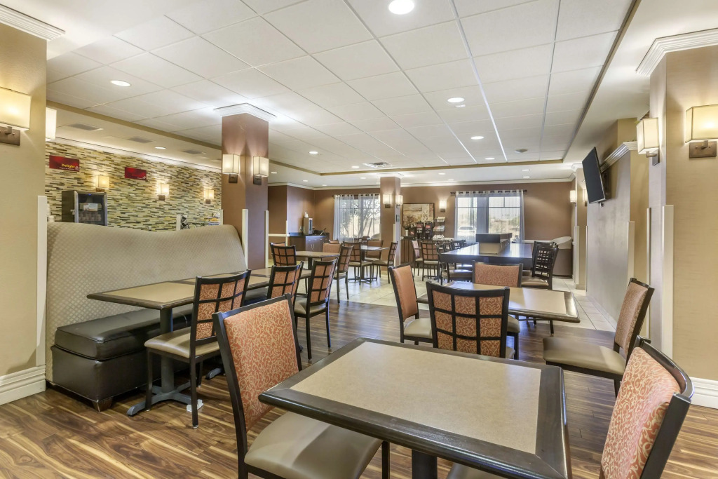Best Western Plus Chandler Hotel & Suites