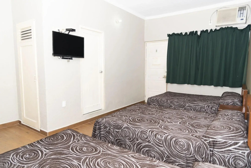 Hotel Santillana