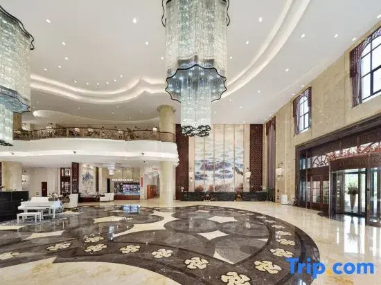 Sunshine Hotel Bazhong