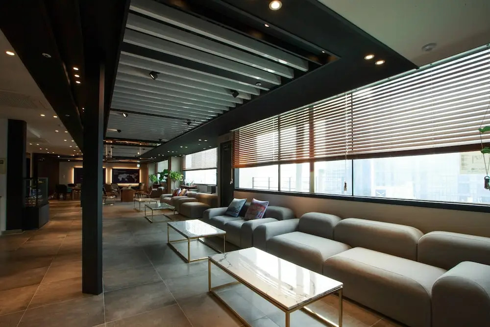 Brosis Hotel