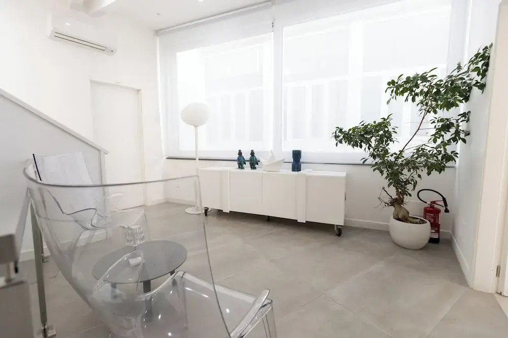 White 1903 - Rooftop Pool & Luxury Rooms