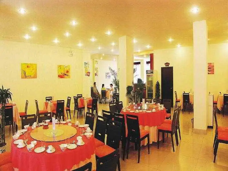 安逸酒店(成都宽窄巷子骡马市地铁站店)