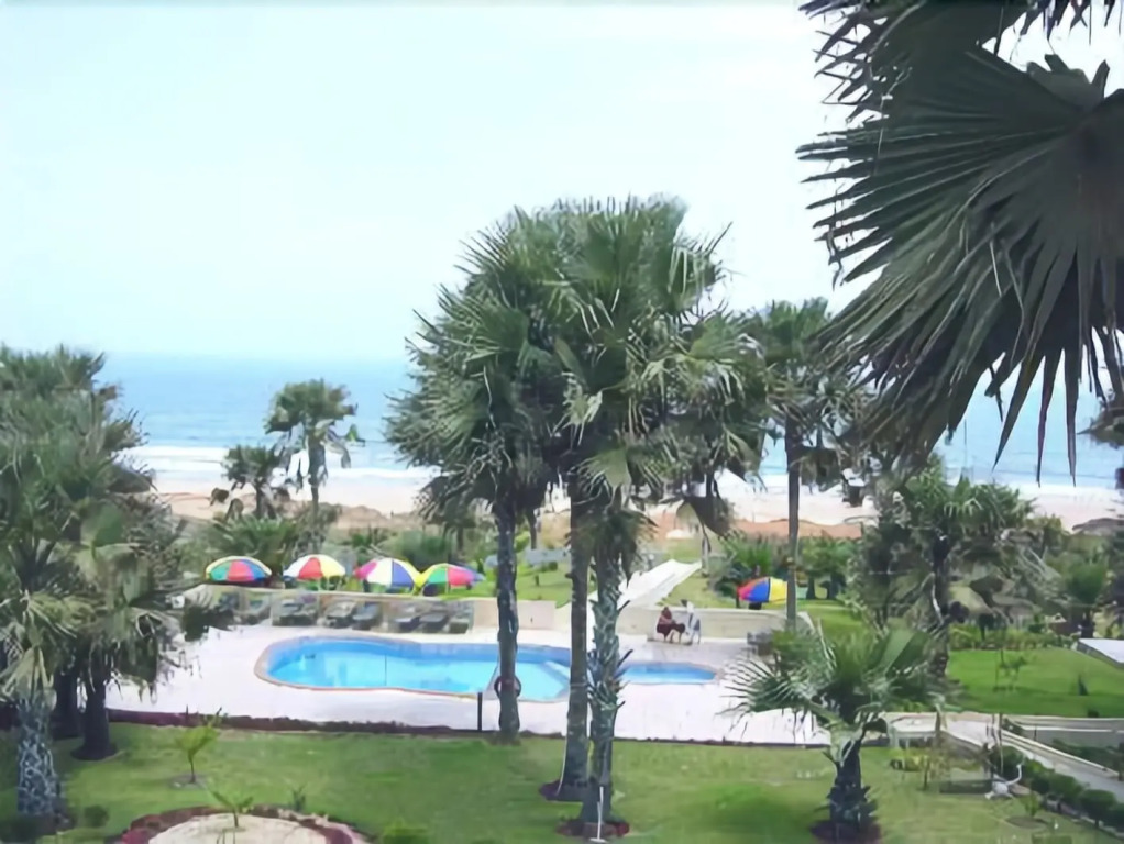 Golden Beach Hotel