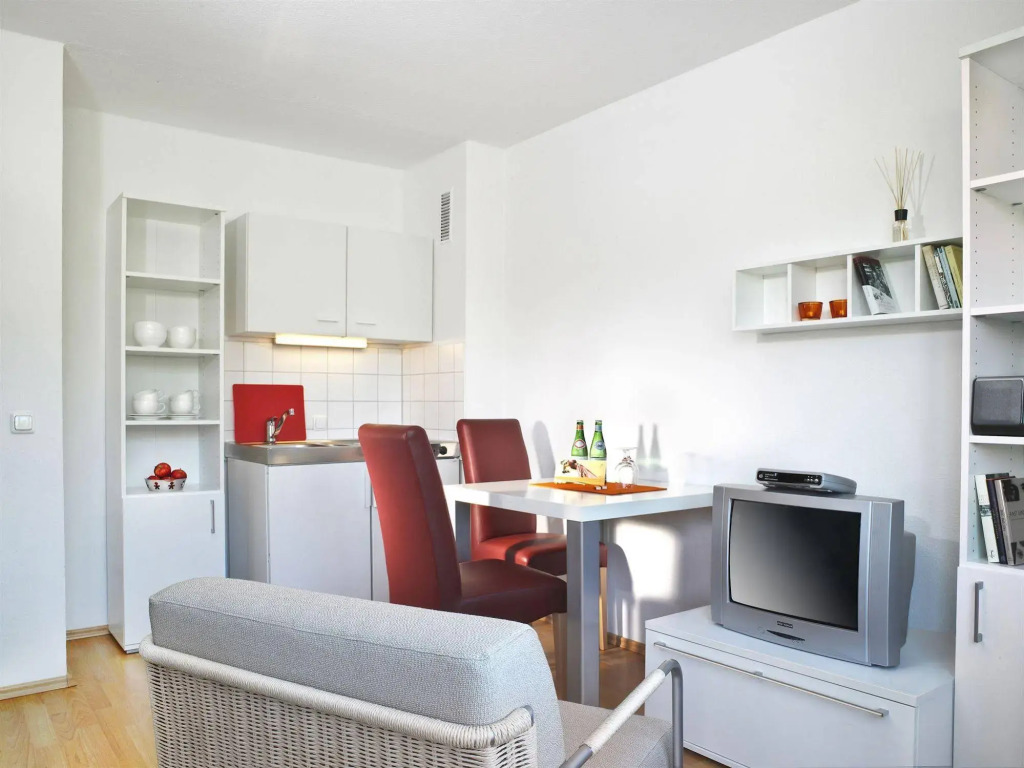 Frederics Serviced Apartments - Dantestr